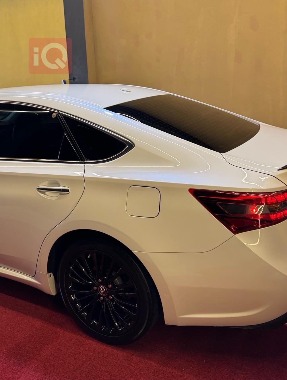 تويوتا أفالون